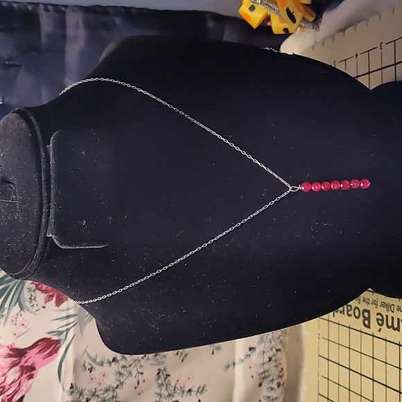 Necklace,925,Ruby color gem, although I don't know what gems it is,7 1/2 - Picture 1 of 3